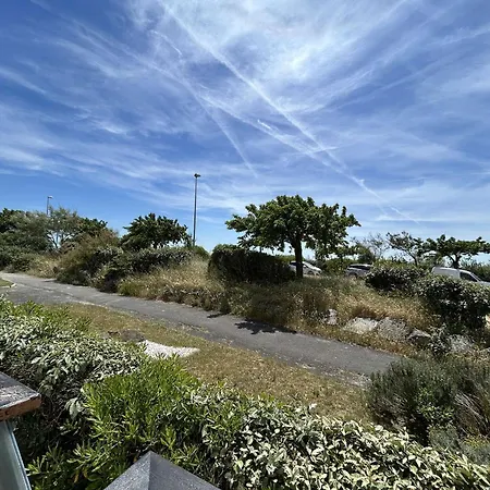 Charmant studio rénové à 50m de la plage avec terrasse et parking - FR-1-224C-82 Saint-Jean-de-Monts