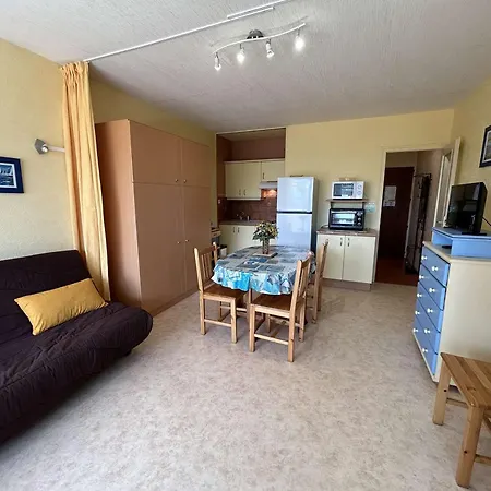 Charmant studio rénové à 50m de la plage avec terrasse et parking - FR-1-224C-82 * Saint-Jean-de-Monts