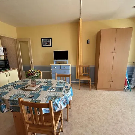 Charmant studio rénové à 50m de la plage avec terrasse et parking - FR-1-224C-82 * Saint-Jean-de-Monts